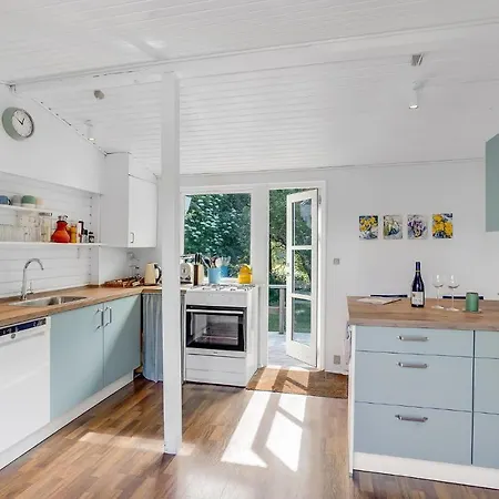 Cozy In With Kitchen Holiday home Vig