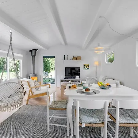 Cozy In With Kitchen Holiday home *